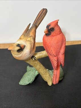 Red Tan Cardinal Bird Figurine Decor Bird Display 5” Vintage Tianner